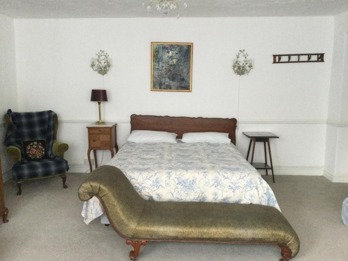 Garden Flat 1 Bed and Breakfast Λαντούντνο Εξωτερικό φωτογραφία